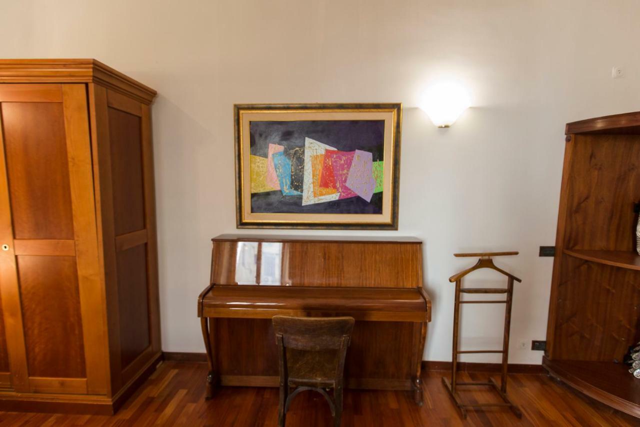 Monia Coliseum Apartment Roma Exterior foto